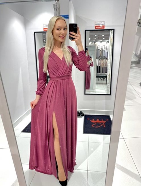 Długa sukienka brokat długi rękaw jagoda