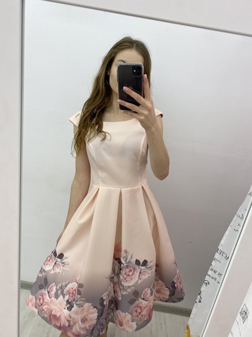 Sukienka kwiaty krótka brzoskwinia