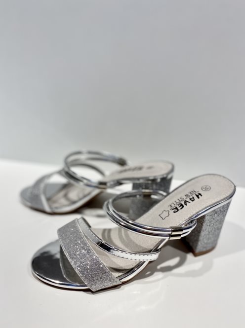 Sandały srebro wsuwane