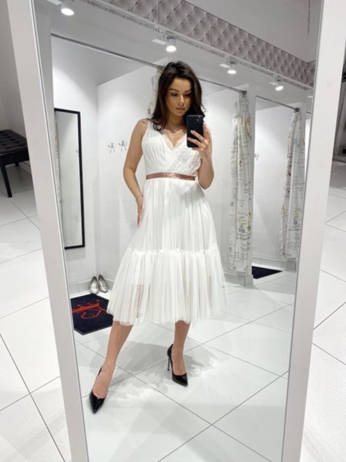 Sukienka midi tiulowa grube ramiączka biały