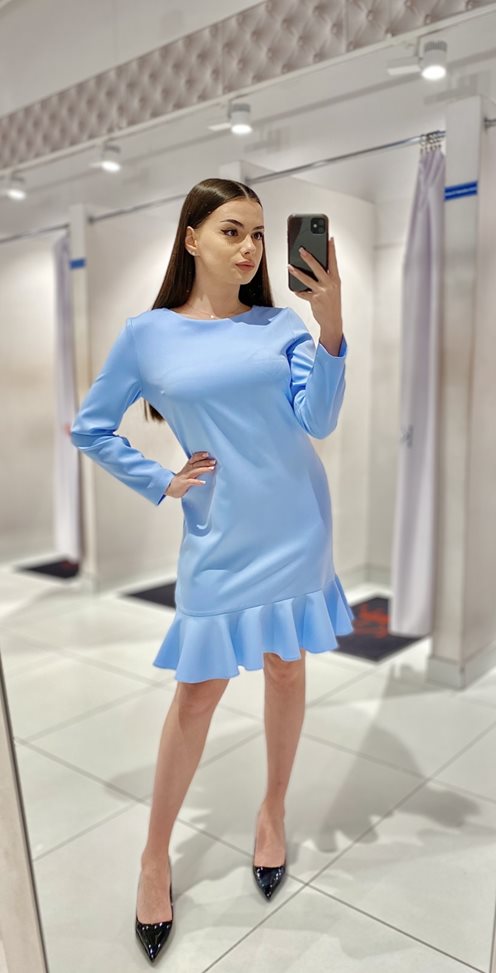 Sukienka prosta krótka falbana długi rękaw błękit