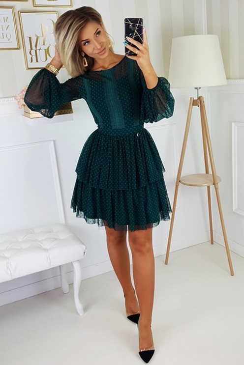 Krótka tiulowa sukienka długi rękawek zielona