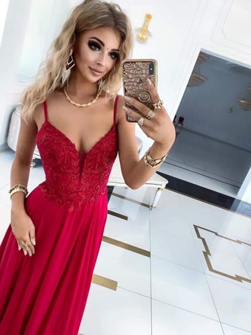 Sukienka długa ramiączka hafty czerwona