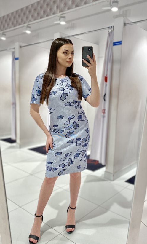 Sukienka krótka rękawek połysk szary