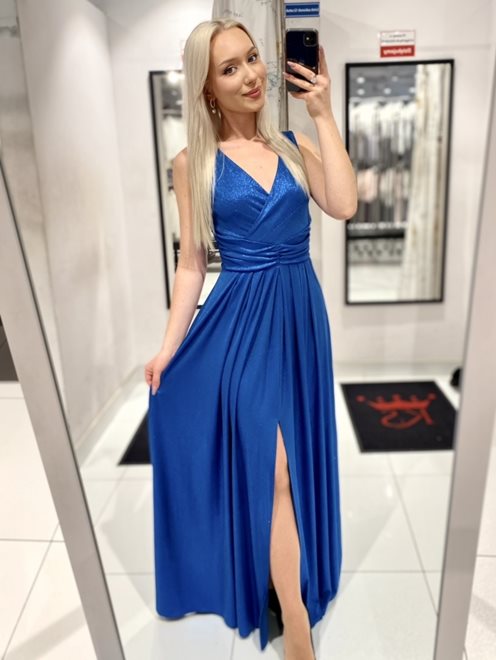 Sukienka długa z połyskującym materiałem szafir