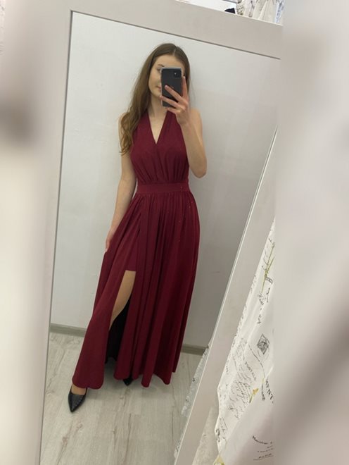 Długa sukienka brokatowa bordo