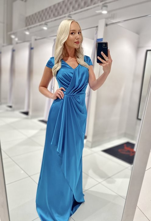 Sukienka długa marszczony dekolt falbanka turkus