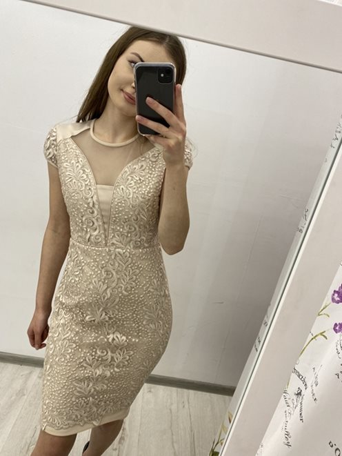 Sukienka prosta kwiatowa koronka beż