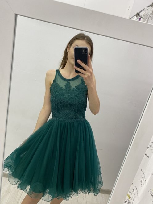 Krótka sukienka tiulowa zabudowany przód zielony
