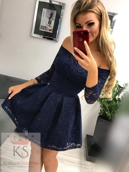 Sukienka cała w koronkę na długi rękaw granat