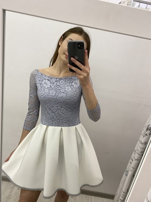 Koronkowa sukienka rękaw 3/4 szary