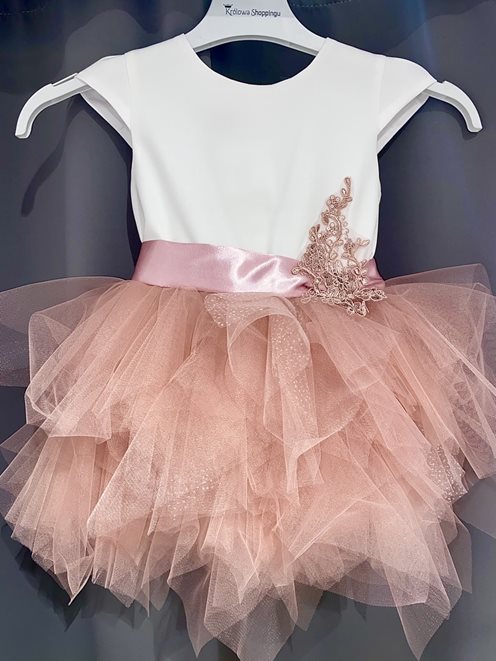 Sukienka dziecięca z tiulem zdobienie róż