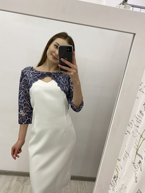 Sukienka prosta koronka rękaw plecy biel-granat