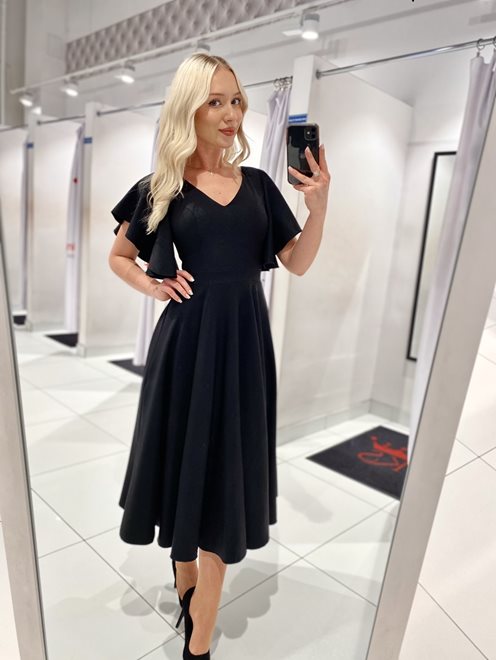 Sukienka midi gładka rękaw falbanki czerń