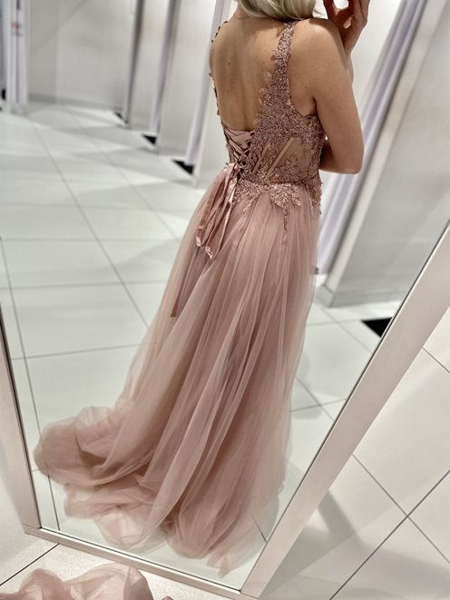 Sukienka długa tiulowa gorset koronka róż