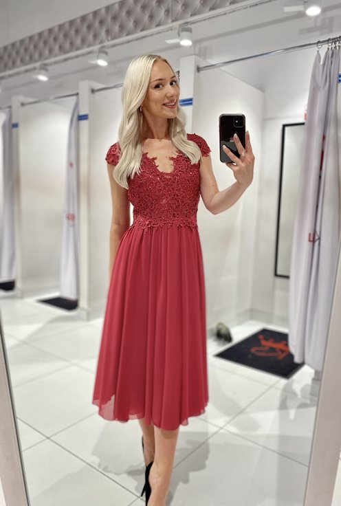 Sukienka midi góra koronka cekiny malina