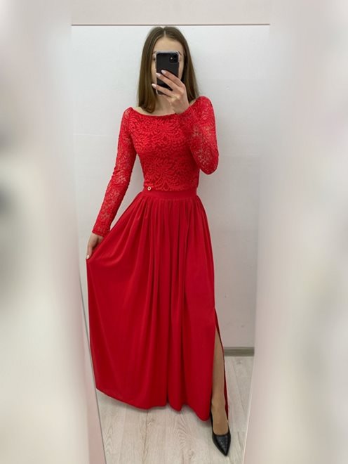 Długa sukienka rozcięcie i koronka czerwony