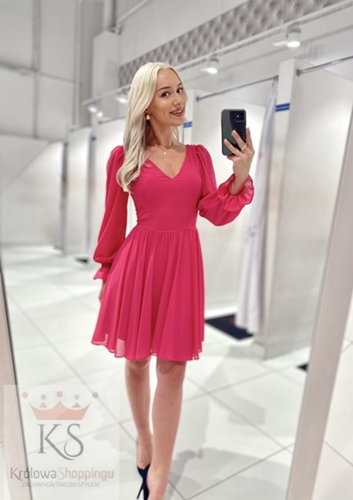 Sukienka krótka długi rękaw połysk malina