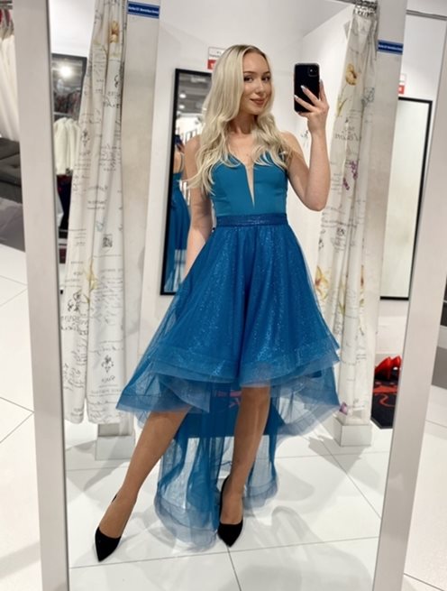 Sukienka asymetryczna tiulowa siatka cała turkus