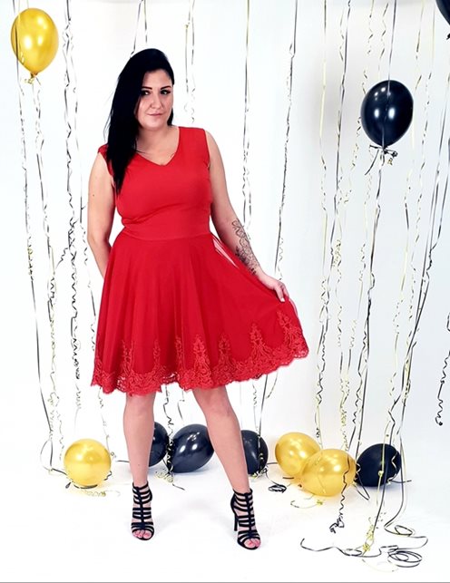 Sukienka tiul koronka v dekolt czerwony