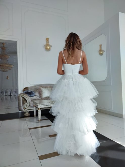 Sukienka ślubna asymetria ramiączka biel