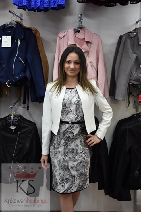 Elegancki materiałowy żakiet biały