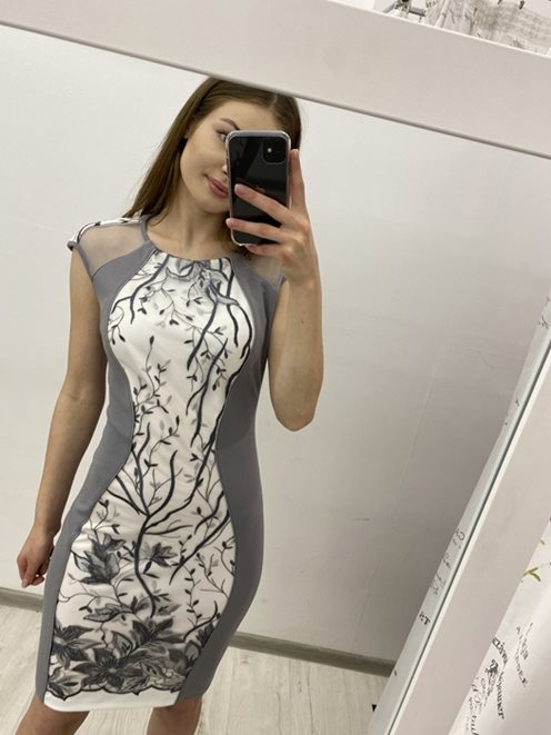 Sukienka dopasowana popiel