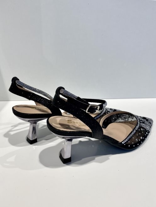 Czółenka na szpilce z przezroczystym przodem czerń