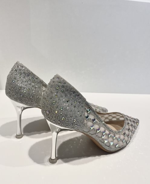 Szpilka po całości cekinki srebro