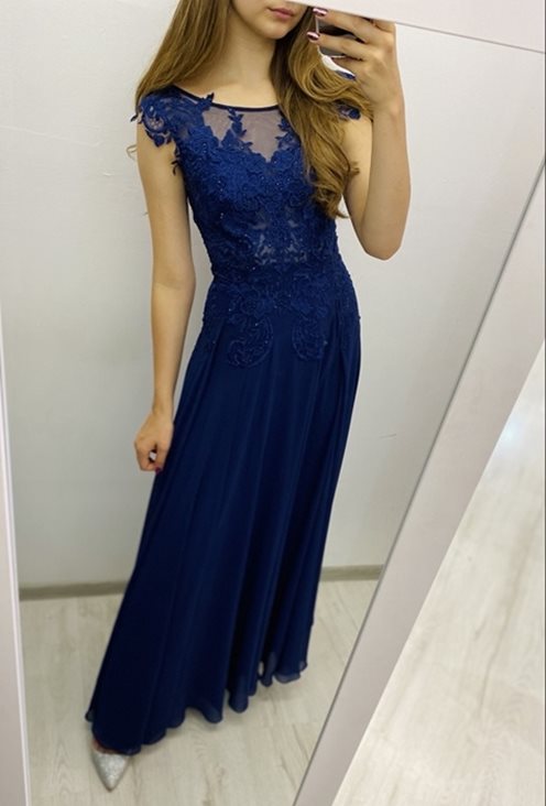 Długa sukienka kwiatowa koronka granat