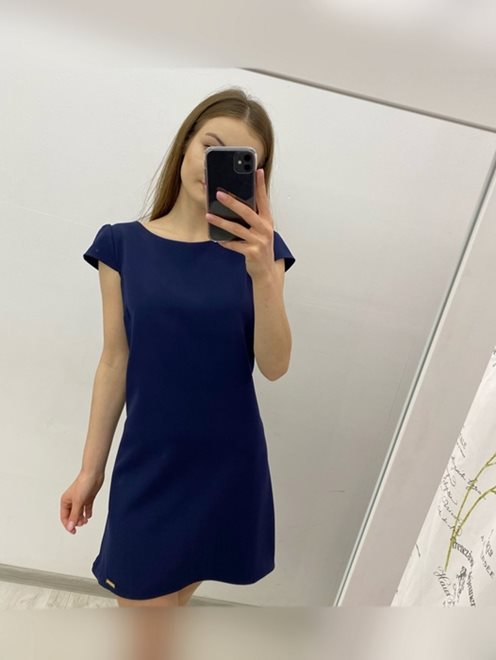 Klasyczna sukienka granat