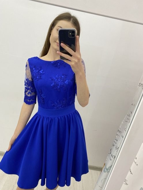 Koronkowa sukienka prosta rękaw 3/4 chaber