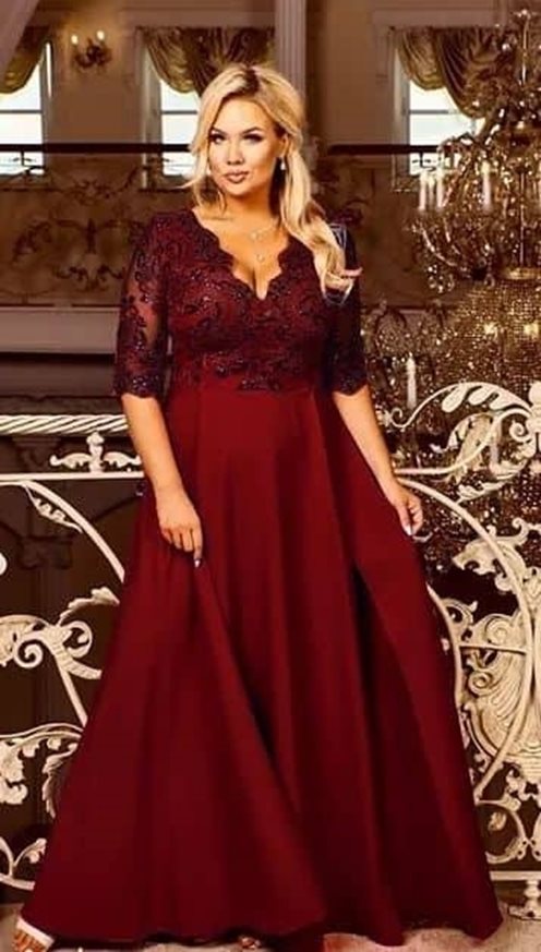 Długa sukienka cekiny rękaw 3/4 bordo