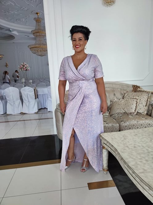 sukienka długa cała cekinowa z rękawkiem fiolet