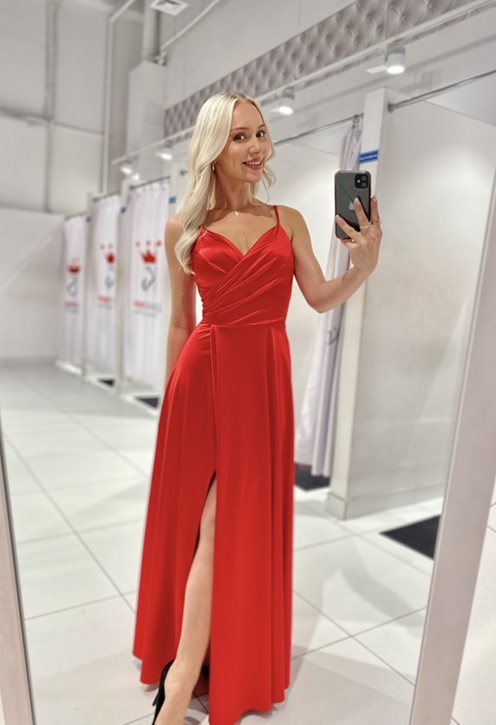 Sukienka długa satynowa rozkloszowana czerwień