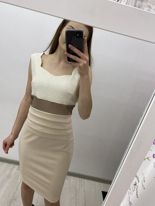 Sukienka prosta brokatowa góra beż