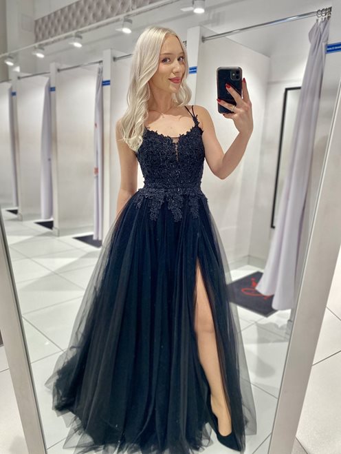 Sukienka długa tiulowa ozdobna góra czerń