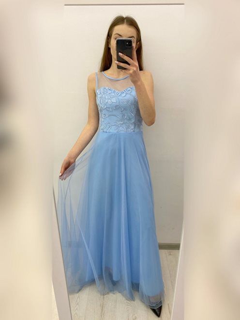 Sukienka długa z tiulem błękit