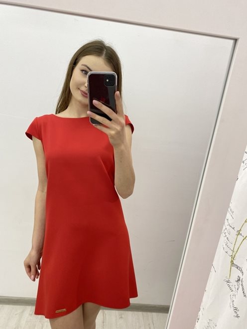 Klasyczna sukienka czerwony