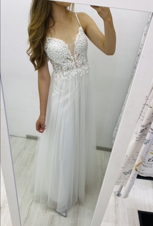 Sukienka tiulowa ozdobna góra cekiny biały