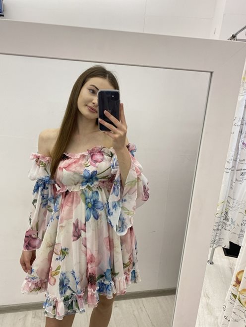 Sukienka hiszpanka z długim rękawem kwiaty róż