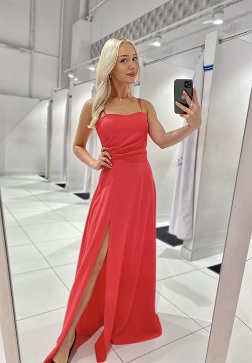 Sukienka długa na ramiączkach wiązanie koral