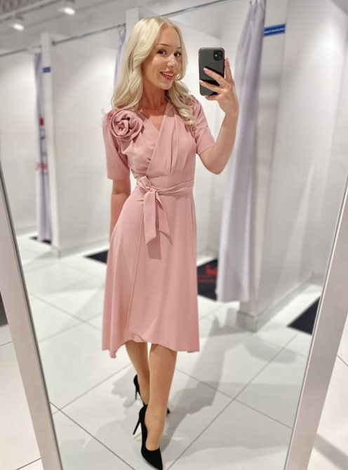 Sukienka midi wiązana rękawek róża róż