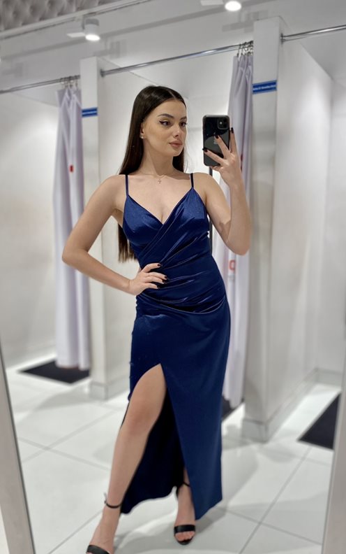 Sukienka długa satynowa dopasowana granat