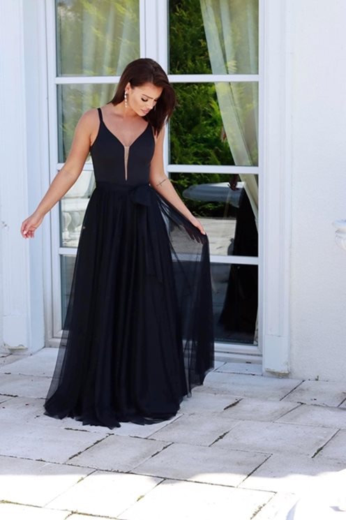 Sukienka długa tiulowa na ramiączkach siatka czarn