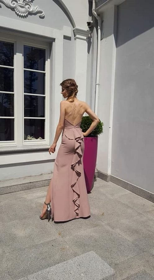 Długa sukienka dopasowana syrenka brudny róż