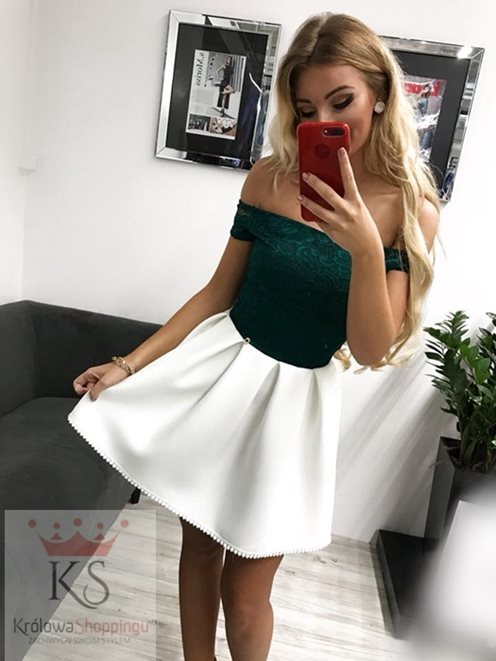 Koronkowa sukienka rozkloszowana zielony