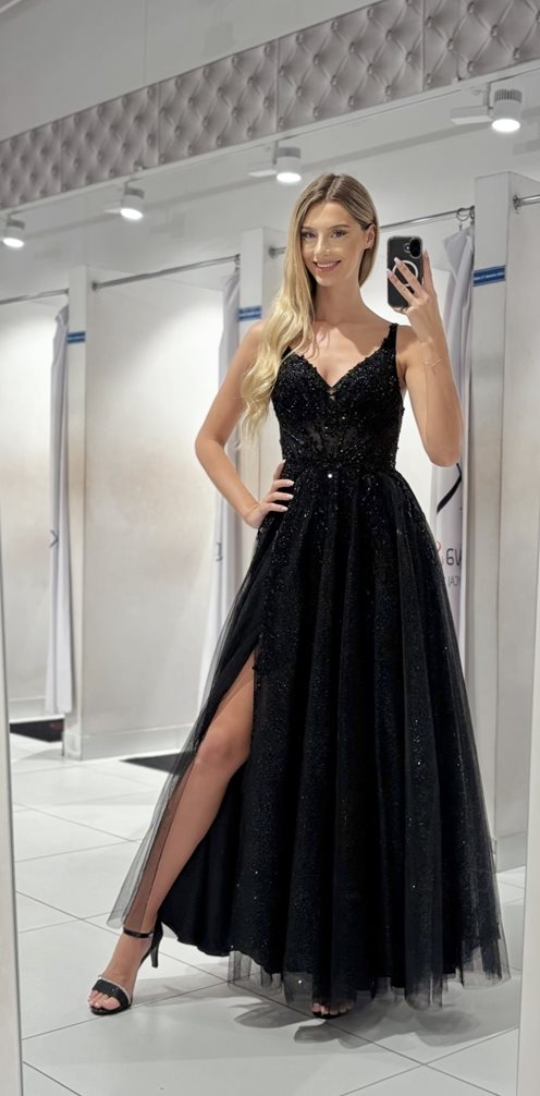 Sukienka długa tiul wyszywana koralikami czerń