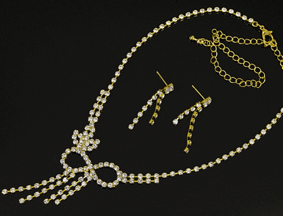 Naszyjnik z kolczykami