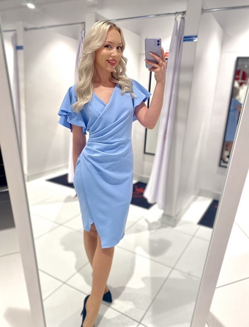 Sukienka krótka opływowy rękawek błękit